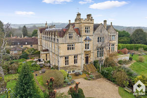 Photo 1- click for photo gallery